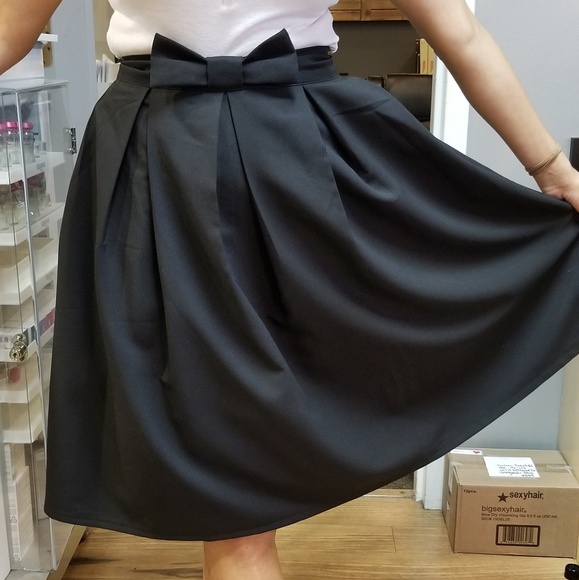 Skirt - Picture 3 of 6